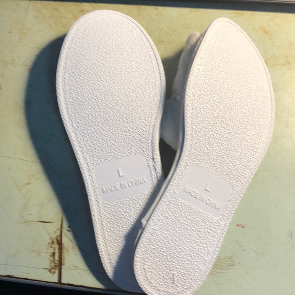 Slippers - Picture 2 of 2